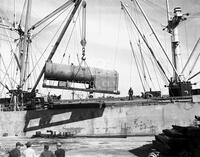 Lee Construction Co., loading ships, no. 9628; Ship Channel