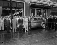 28,000,000th Ford, no. 4378; Autos-Ford