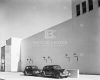 2 cars with 1939 plates, no. 4175-w1; Autos