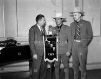 Tom Mix and W. A. Lee at KTRH; celebrities