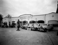[Pure Oil gas station]; Gas stations, Pure Oil