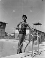 Rosedale Apartment, bathing beauty