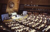 Bush at United Nations Children [GC 078641]