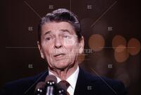 Reagan at White House press conference [T 99698]