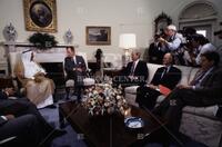 Bush mets with King Fahd of Saudi Arabia (includes Sununu) [T 117341]