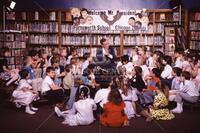 Bush with schoolchildren at Fornsworth School Chicago [T 116698]