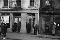 Men in doorways, New York,  ca. 1935-1936