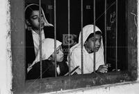 Saudi children at window, 1955